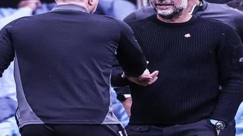 三号风球高挂，天文台正常运作；毅行者11月15日按计划进行，多因素考量下的明智决策