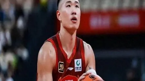 西疆格局剧变！重磅9人交易案曝光：勇士告别格林，湖人四大天王集结成型